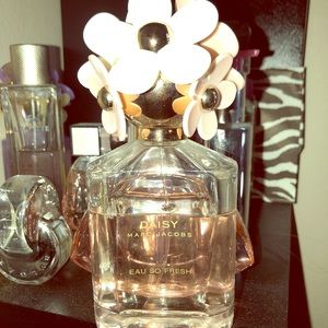 Daisy by Marc Jacobs